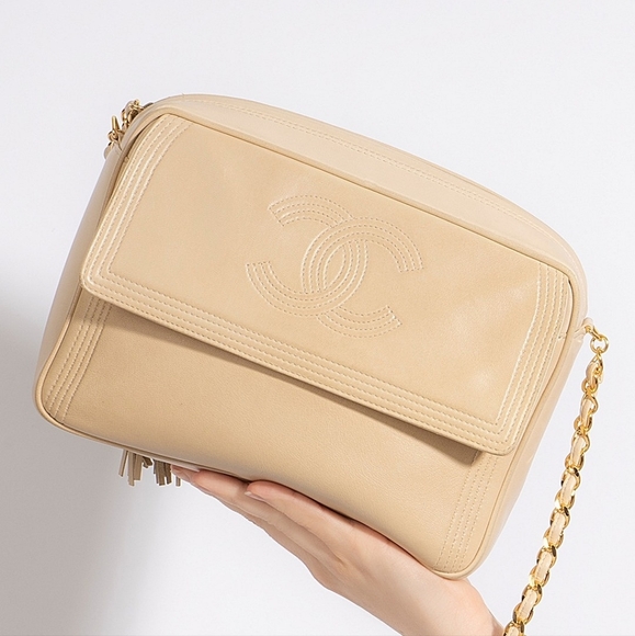 CHANEL VINTAGE CAMERA BAG (100% authentic) - Picture 12 of 12